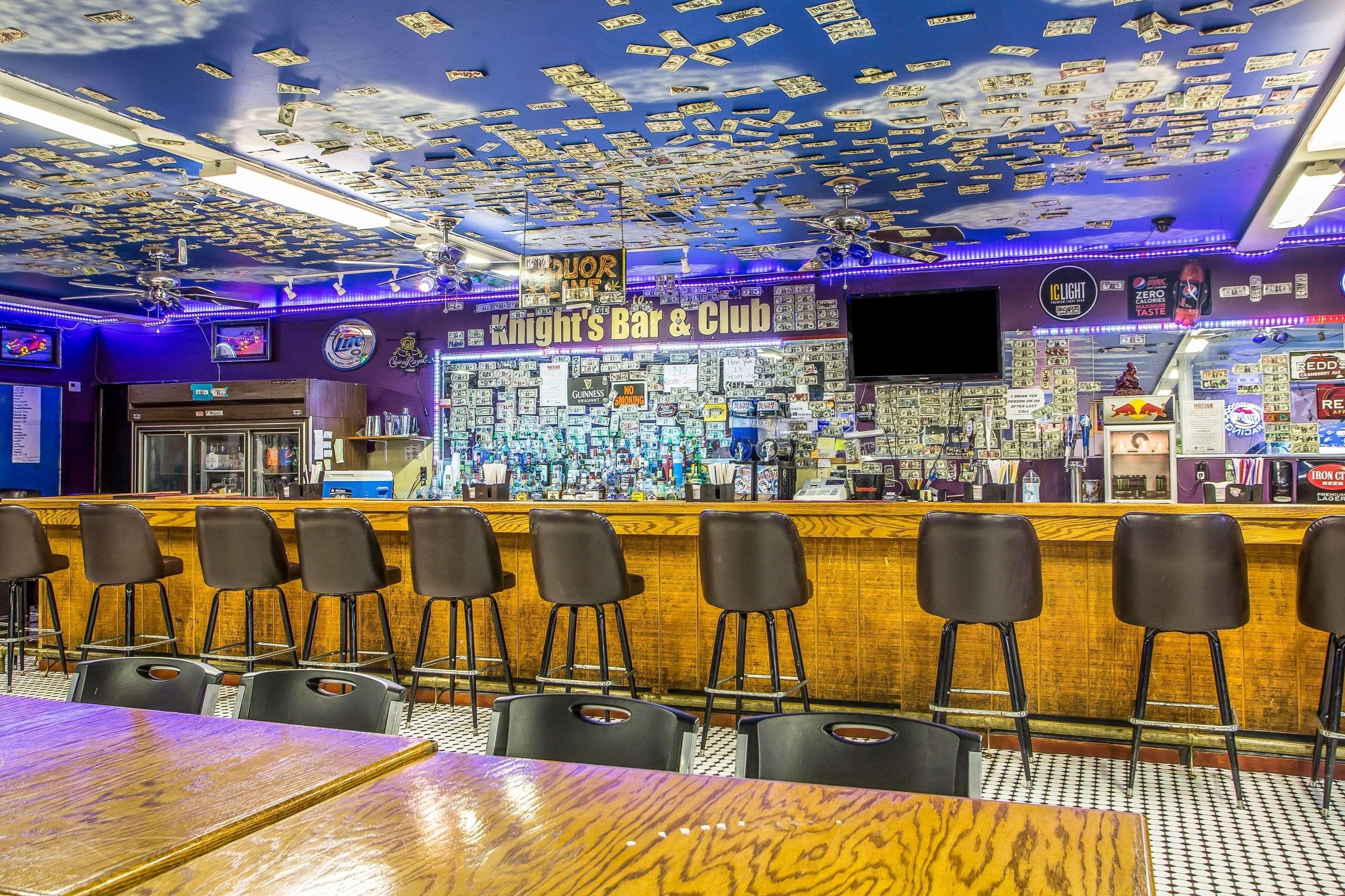 בדפורד Rodeway Inn מראה חיצוני תמונה